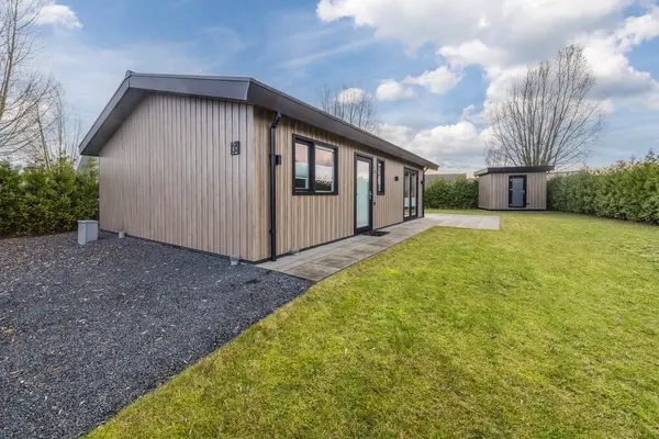 Raakeindse Kerkweg 71B52, Molenschot