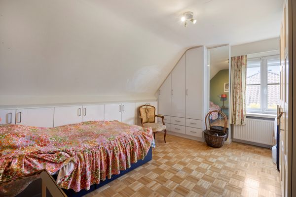 Paardenwiel 6, Ravels