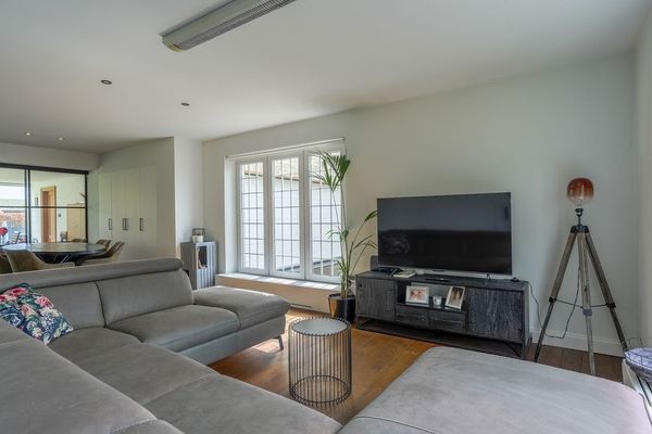 Steenweg op Ravels 305