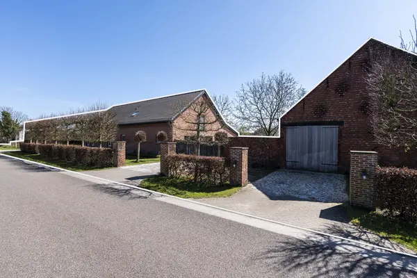 Wenen 45, Retie
