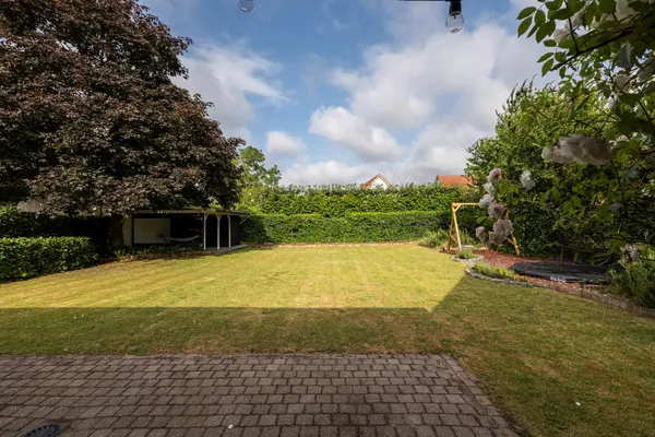 Paardenwiel 30, Poppel
