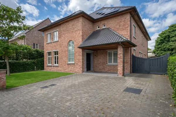 Sint-Adrianusstraat 29, Ravels
