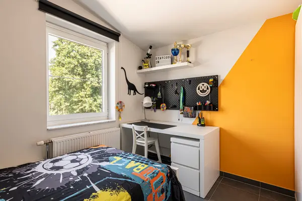Hoeveloopweg 60, Mol