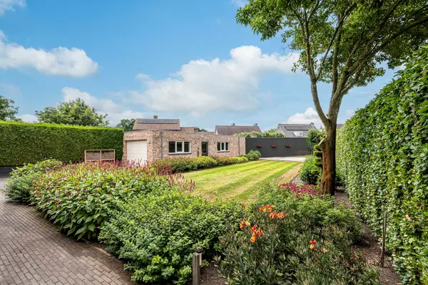 Beekseweg 7B, Ravels