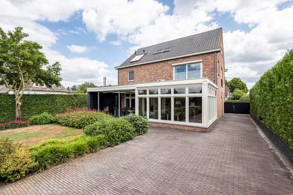 Beekseweg 7B, Ravels