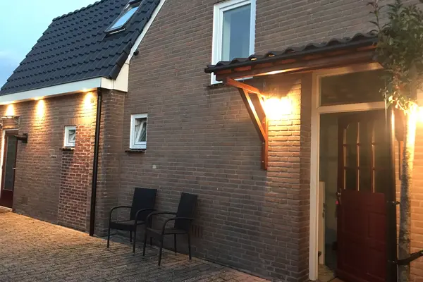 Loonsestraat 5, Sprang-Capelle
