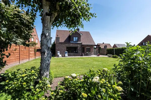 Reiakker 12, Weelde