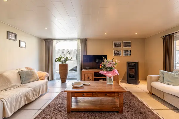 Vaartstraat 44, Ravels