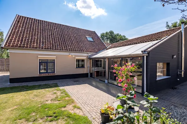 Vaartstraat 44, Ravels