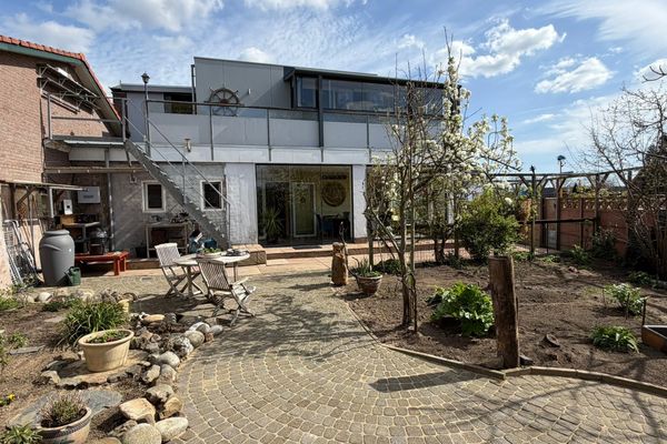 Rijksweg Zuid 78, Echt