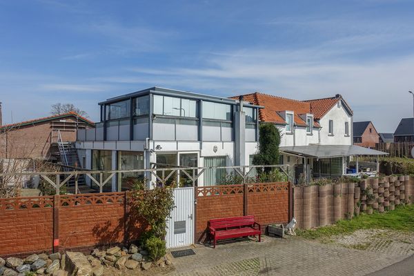 Rijksweg Zuid 78, Echt