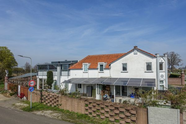 Rijksweg Zuid 78, Echt