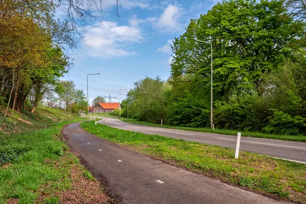 Roermondseweg 82, Haelen