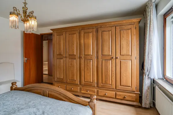 Gouverneur Houbenstraat 40, Stevensweert