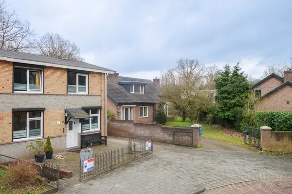 Sint Camillusstraat 25, Roermond