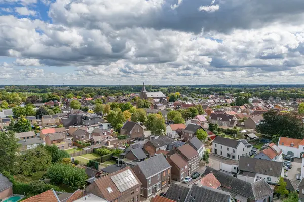 Pannesheuvel 17, Grevenbicht