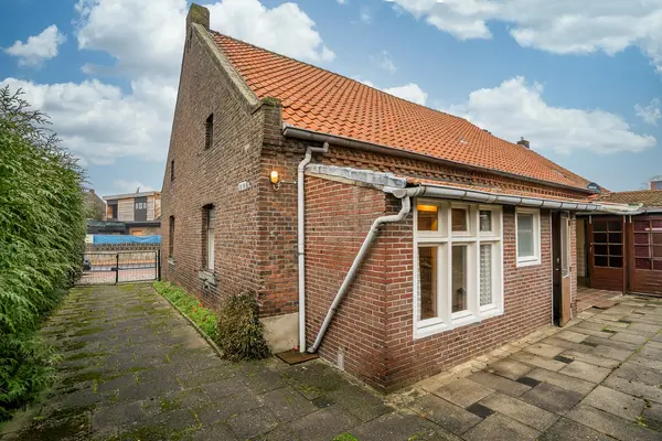 Eindstraat 3, Horn