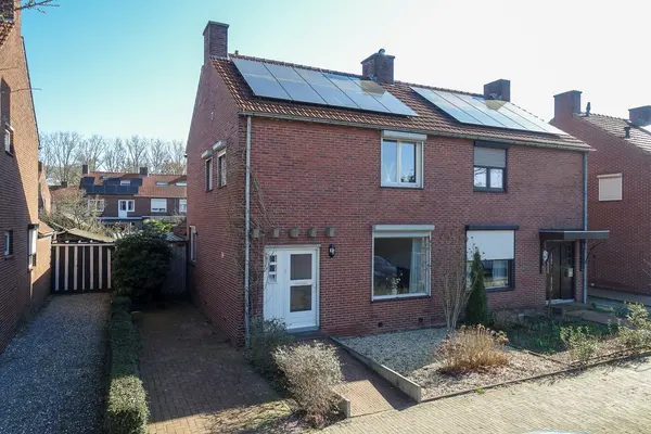 Wal 6, Arcen