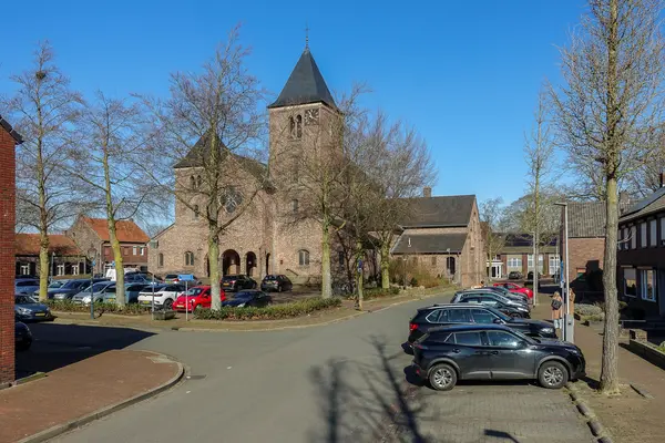 Wal 6, Arcen