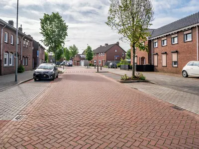 Foto 4 van Koningin Regentesselaan 135