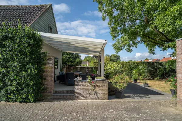 Daalakkerstraat 4, Horn