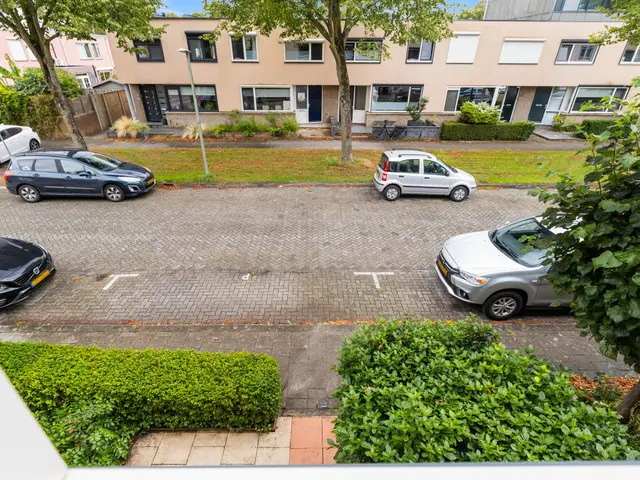Van Ravesteyn-Erf 329, Dordrecht