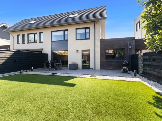 Muzieklaan 41, Oud-Beijerland