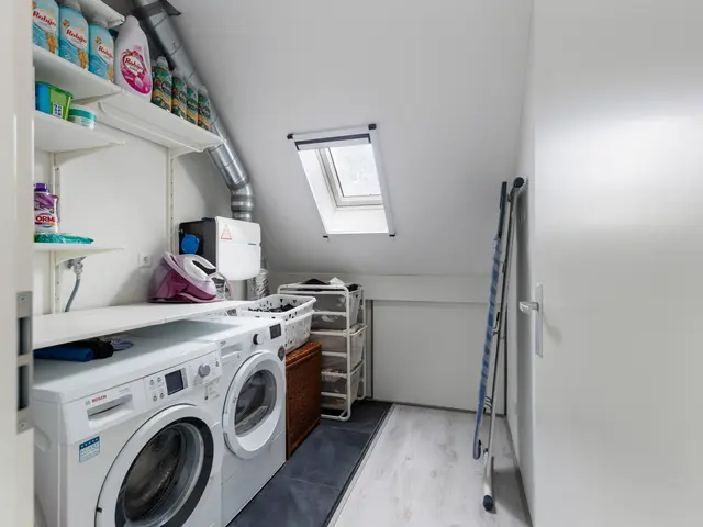 Aagje Dekenstraat 7, Dordrecht