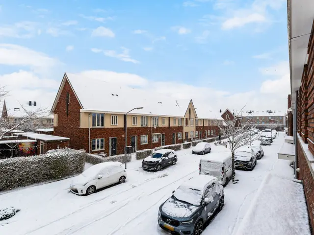 Aagje Dekenstraat 7, Dordrecht