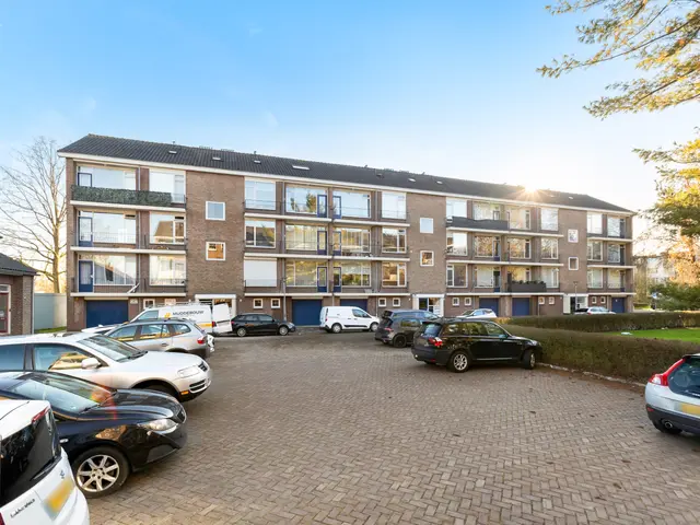 Abraham Kuyperweg 384, Dordrecht