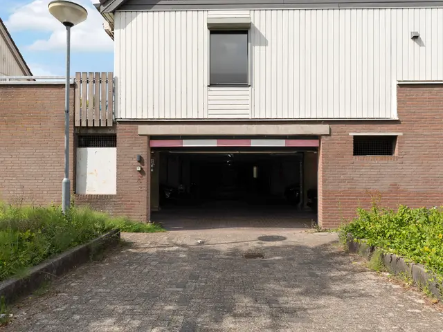 Wittenstein 216, Dordrecht