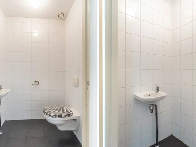 Kromhout 230, Dordrecht
