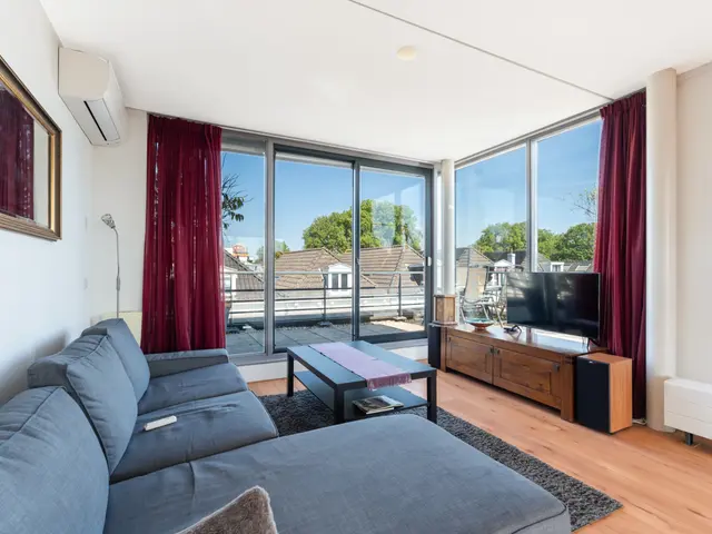 Kromhout 230, Dordrecht