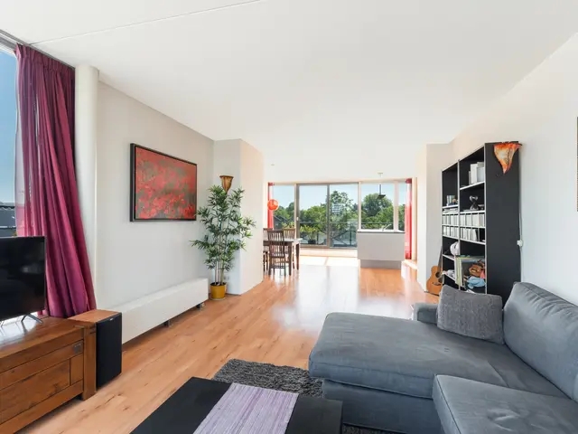 Kromhout 230, Dordrecht