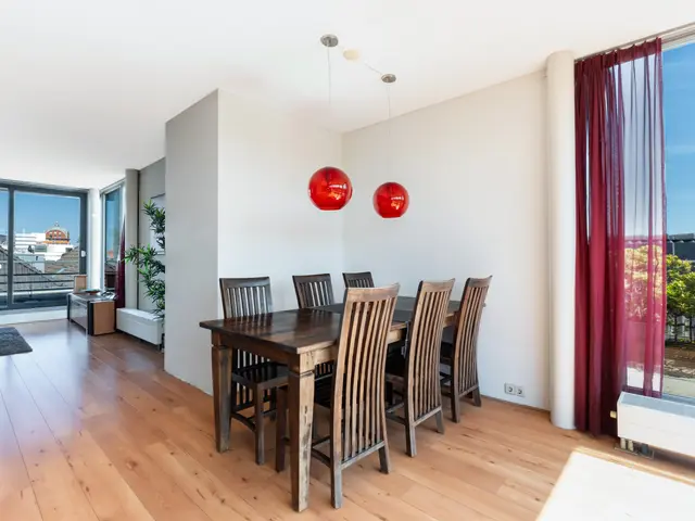 Kromhout 230, Dordrecht