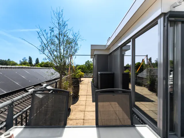 Kromhout 230, Dordrecht