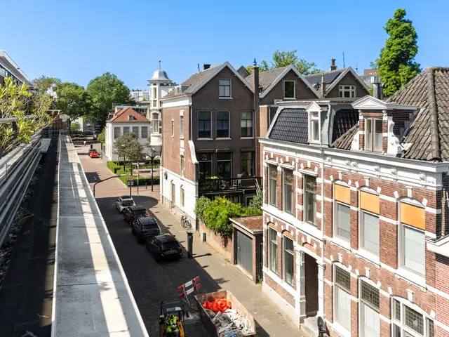 Kromhout 230, Dordrecht