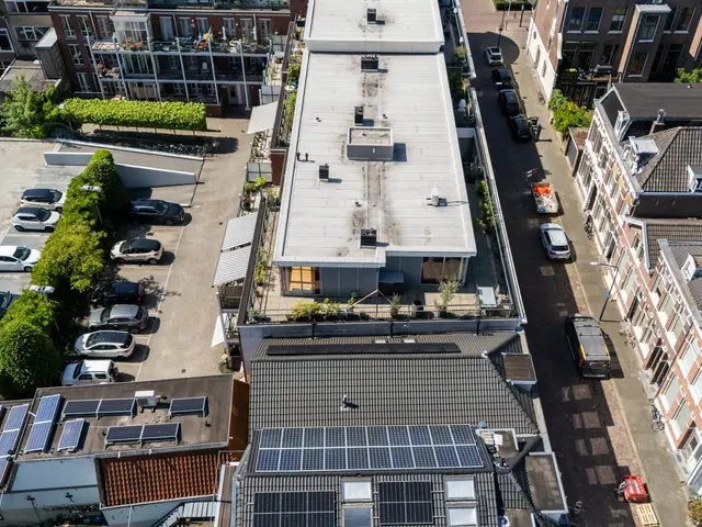 Kromhout 230, Dordrecht