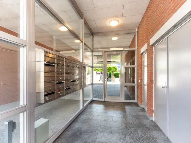 Kromhout 230, Dordrecht