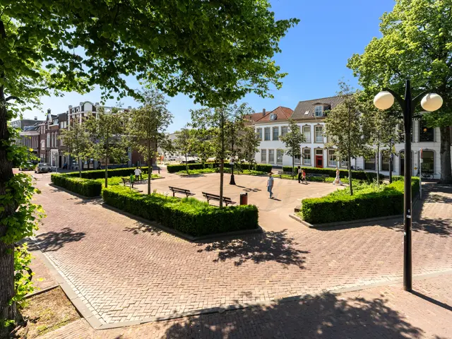 Kromhout 230, Dordrecht