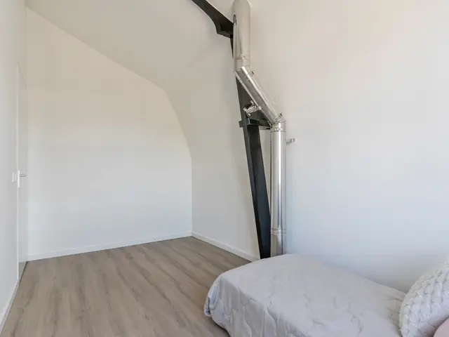 Rotterdamseweg 105, Zwijndrecht
