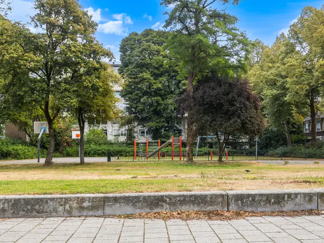 Van Bosseplantsoen 137, Dordrecht