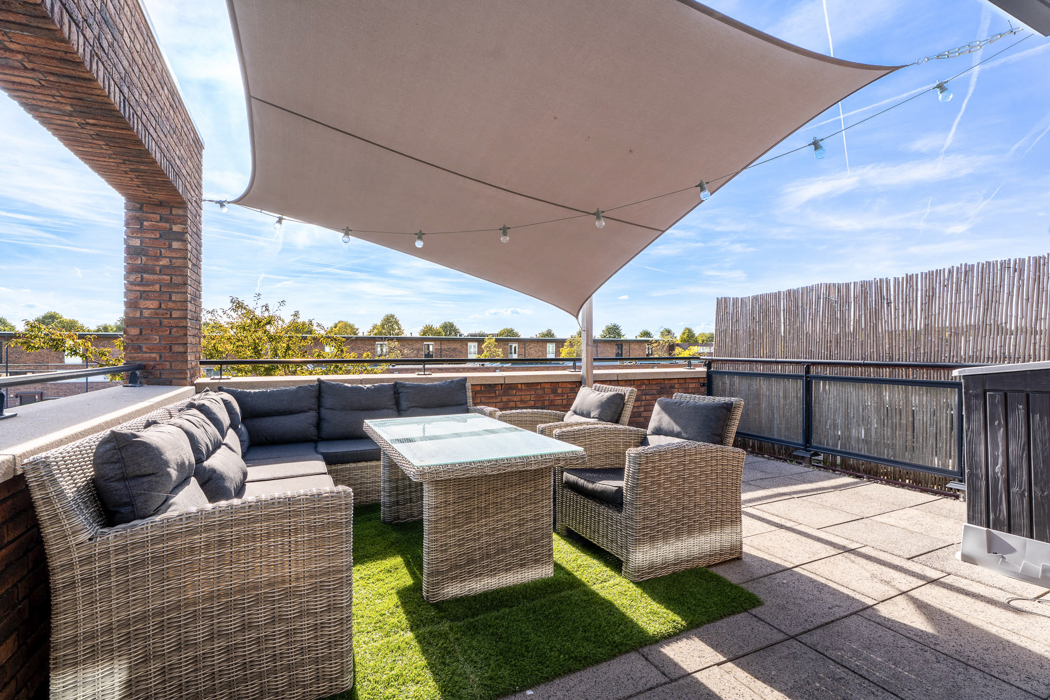 Hoekwoning te koop: Moeraszegge 11, Breda