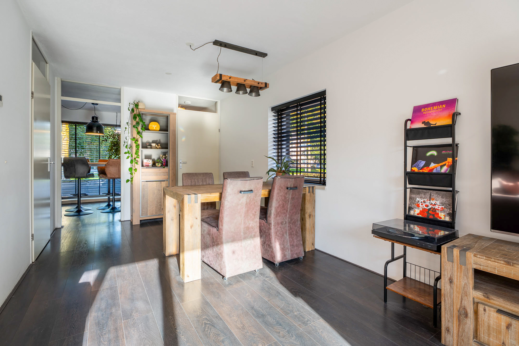 Hoekwoning te koop: Moeraszegge 11, Breda