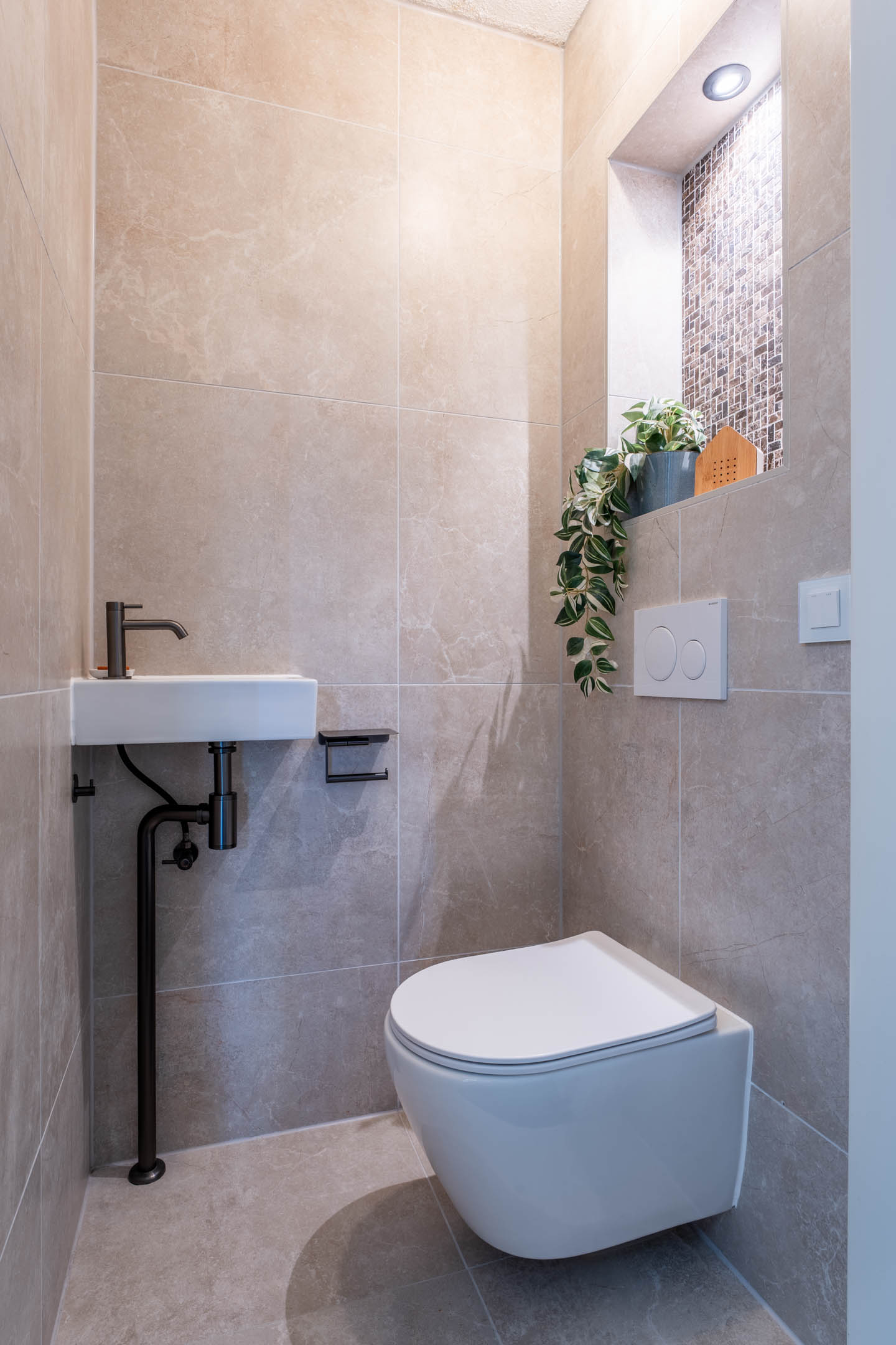 Hoekwoning te koop: Moeraszegge 11, Breda