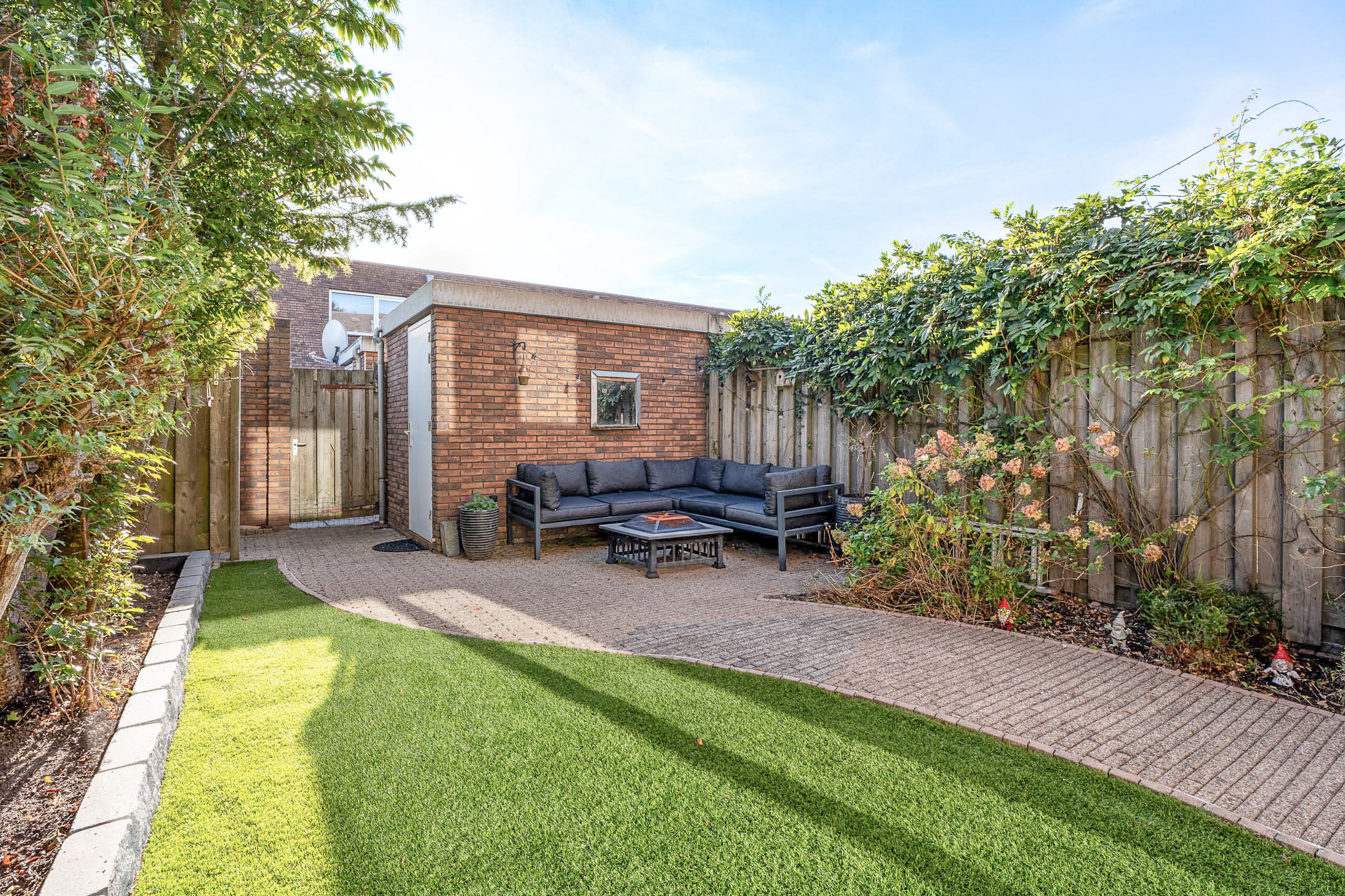 Hoekwoning te koop: Moeraszegge 11, Breda