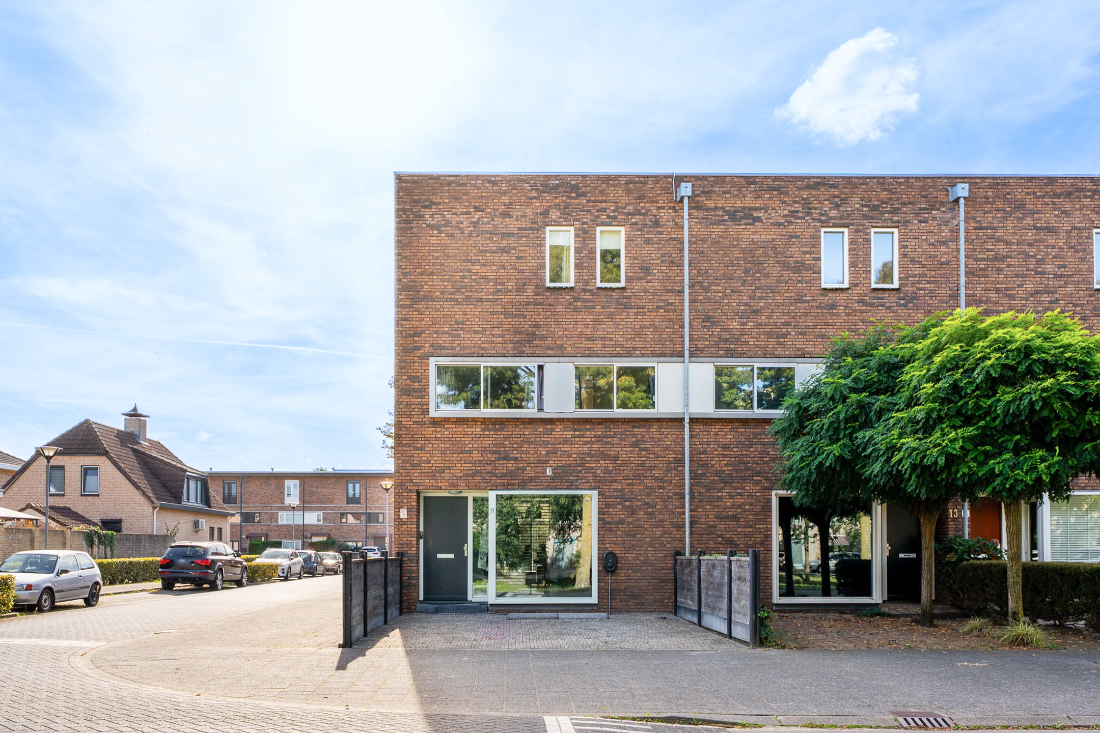 Hoekwoning te koop: Moeraszegge 11, Breda