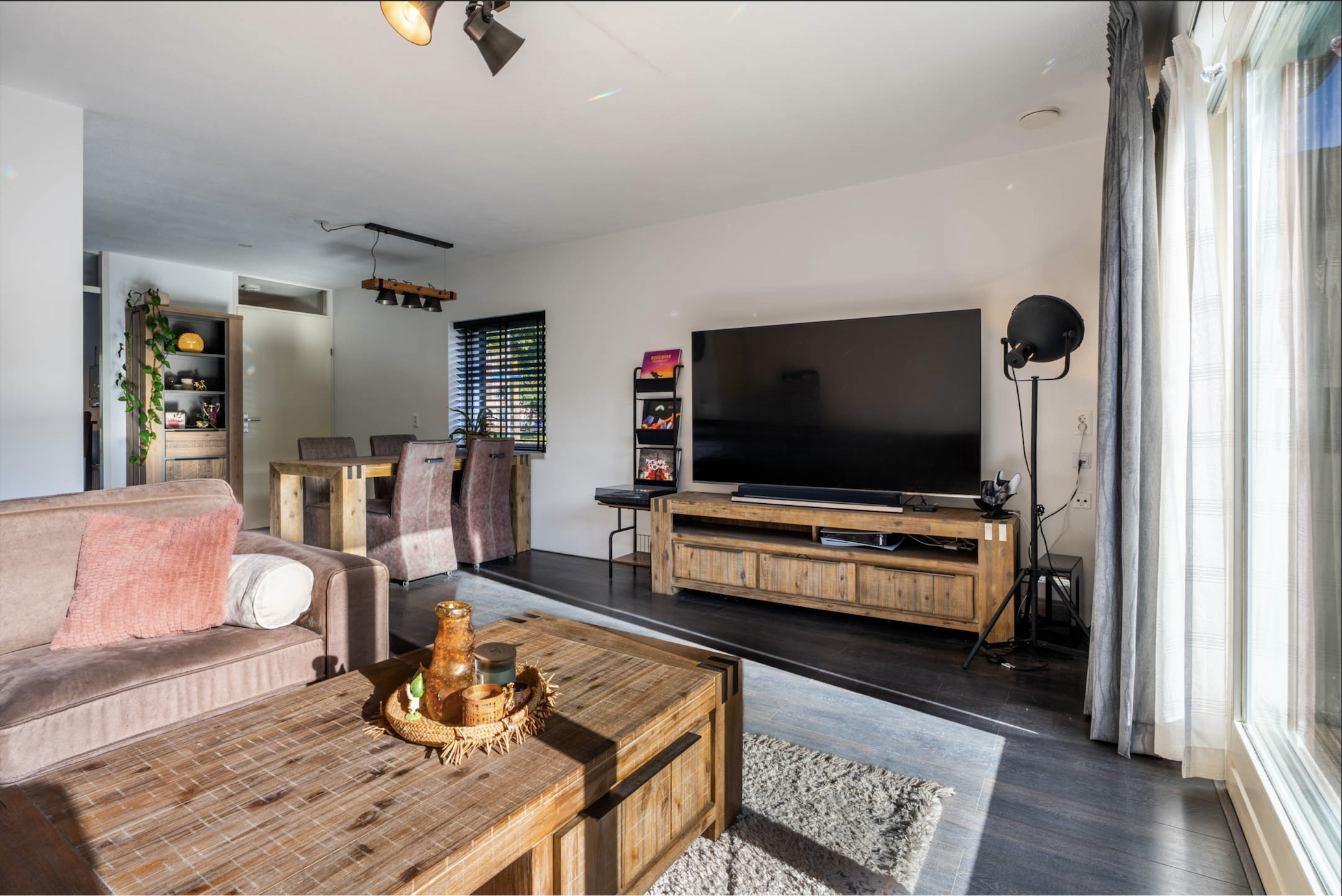 Hoekwoning te koop: Moeraszegge 11, Breda