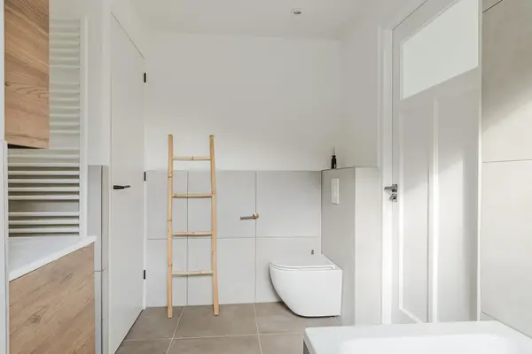 Outshoornstraat 84, TILBURG