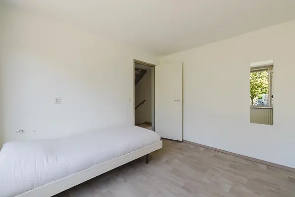 Bachlaan 12, TILBURG